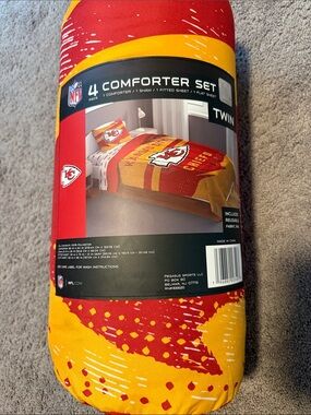 NFL Kansas City Chiefs Twin Comforter Set - Red & Yellow